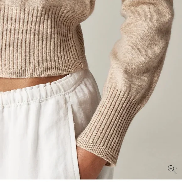 Cashmere shrunken crewneck sweater J. Crew Light Beige Crew Neck Sweater - Picture 4 of 8
